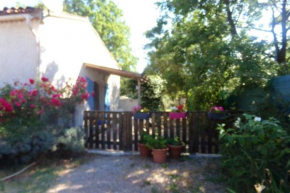 Appartement charmant au Luc avec piscine partagée, 42 m²